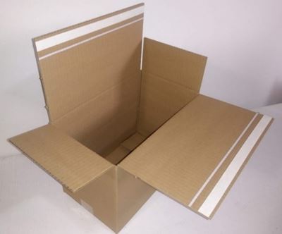 Bild einer Box mit Klebstoffverstärkung für einfache Rücksendungen.