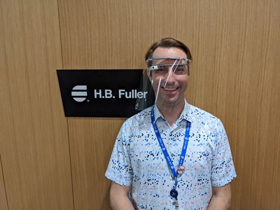 Jason Sagstetter #IAMConnectingWhatMatters by making face shields with a 3D printer.
