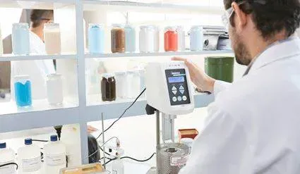 Advantages of Industrial Adhesives in Manufacturing Processes